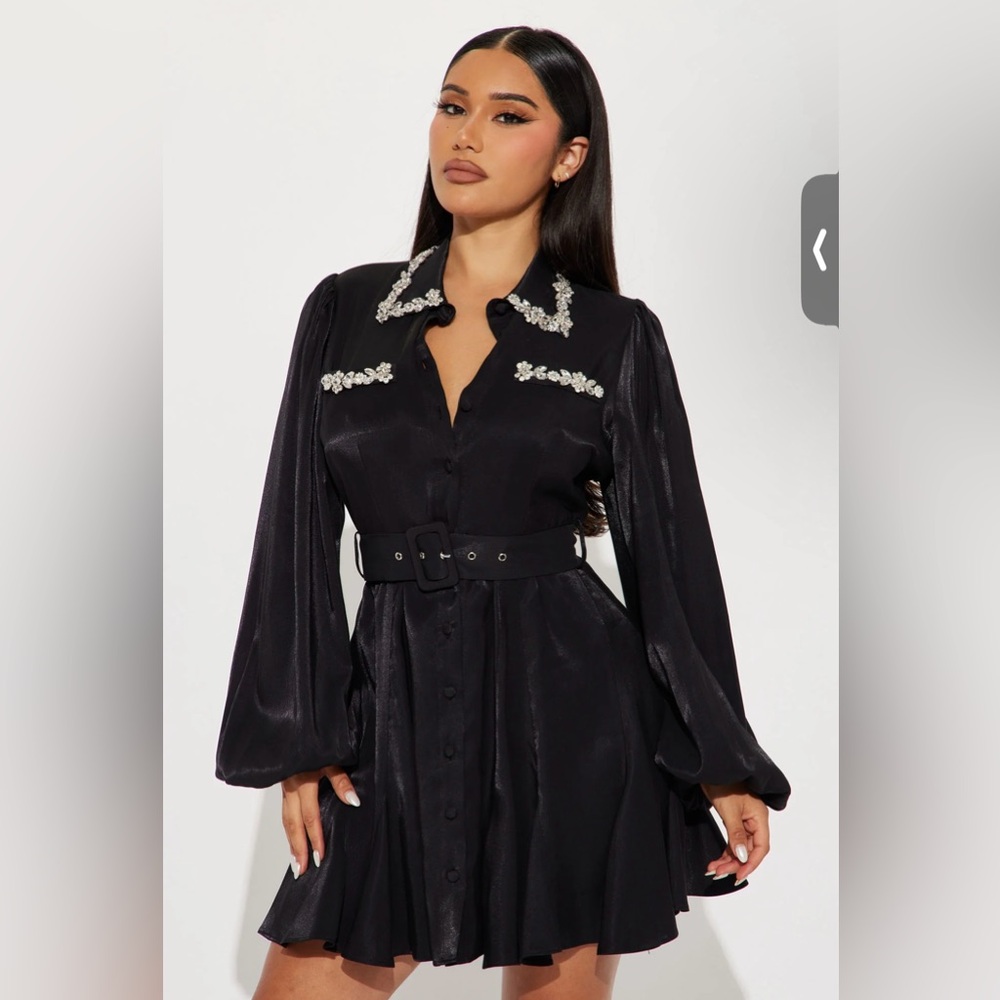 Elegant Black Dress with Floral Embellishments